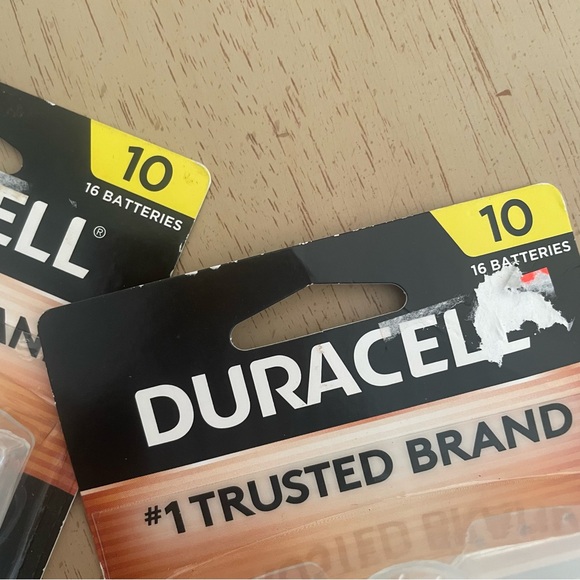 Duracell EasyTab 10 Hearing Aid Batteries, Size 10 Yellow, 16 Pack best by 3/26 - Picture 5 of 11